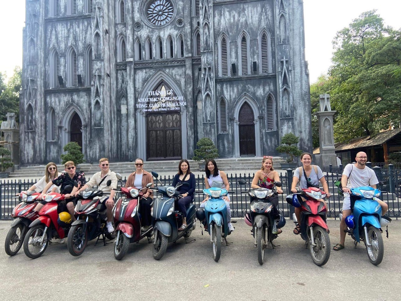 Hanoi Street Food Tour by Motorbike