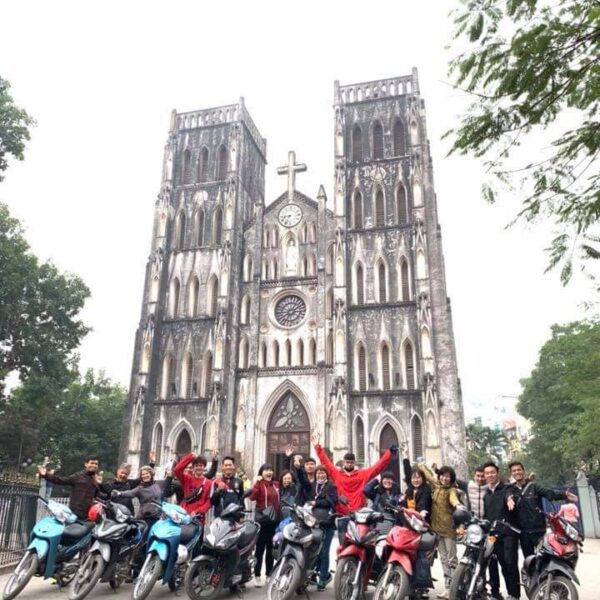 Hanoi City Tour by Motorbike