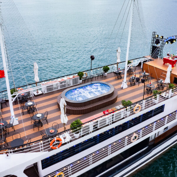 Alina Cruise 5-star Ha Long Bay 1 Day Trip – VN Gate Travel