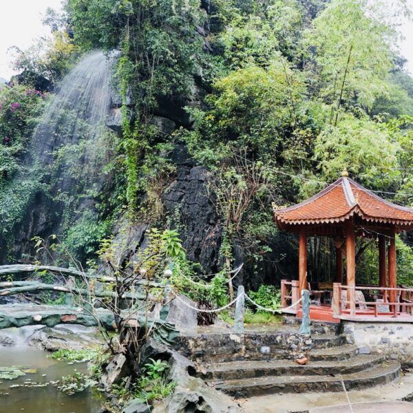 Local Vietnamese restaurant in Ninh Binh serving traditional dishes